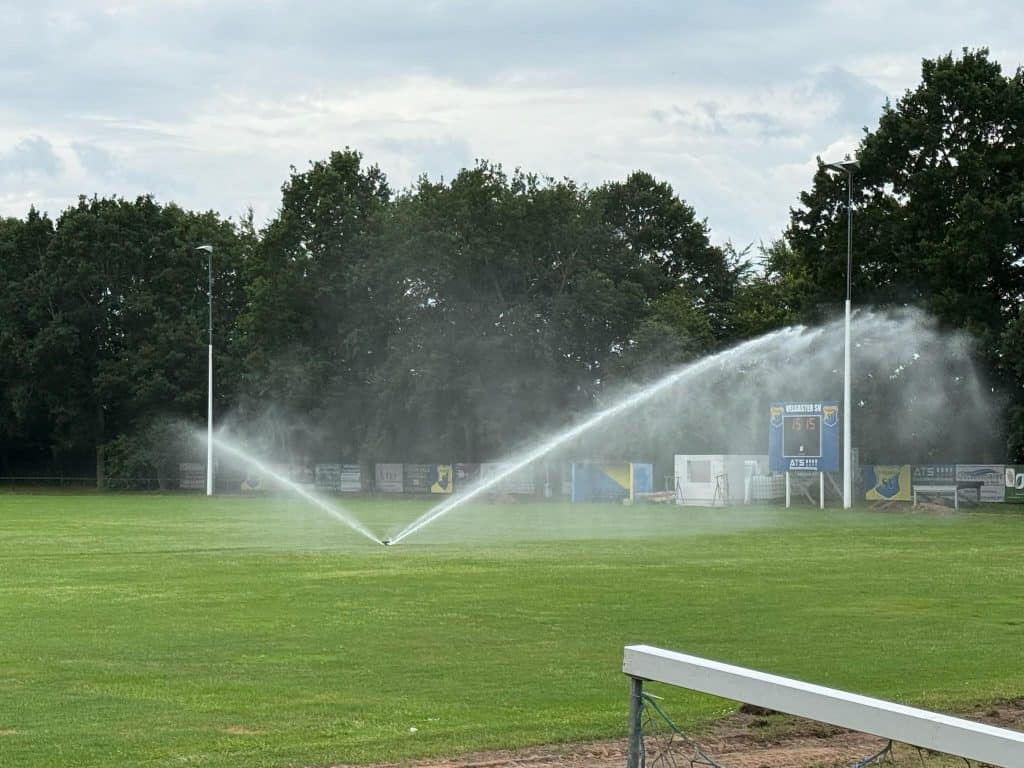 Velgaster SV - 💧 Startschuss für die neue Beregnungsanlage im Rudolf-Harbig-Stadion 1 Velgaster SV - IMG 20260708 WA0019